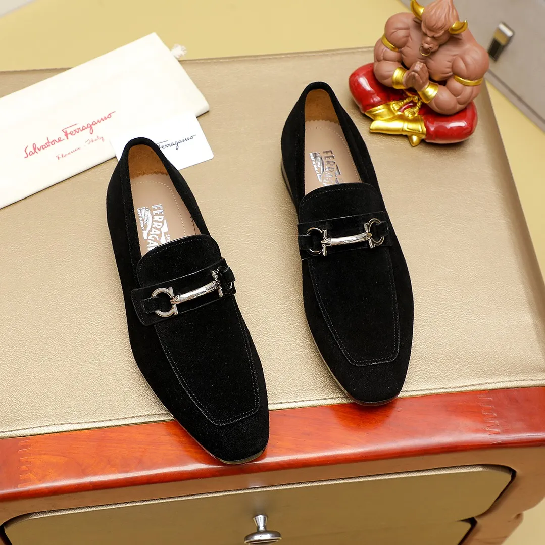 Men's shoes 💰600 🕷🕷🐂【Ferragamo】 Popular fashionable casual shoes🇨🇳Official website counter 1:1 production, original mold opening💯Good quality can be seen, imported high-end first-layer pebbled calfskin, water-dyed🐂leather lining🌿very clear texture, high-quality waterproof, non-slip and wear-resistant outsole🎋high quality and low price, truly handmade🍓, 7 colors available! Code number 38-44 (45. To be customized)
